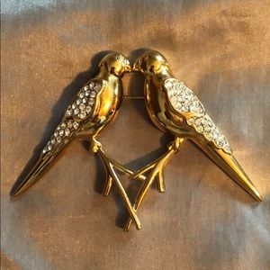 💕GIVENCHY GOLD KISSING LOVE BIRDS BROOCH / PIN 💕